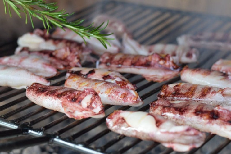 Food grilling onboard